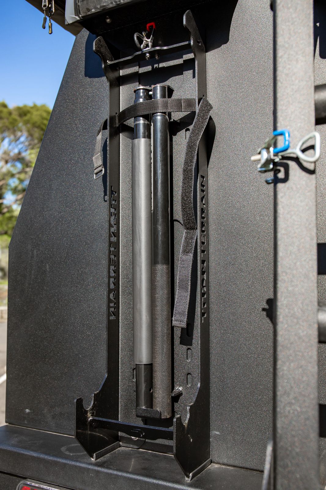 Titan Terrain mounting bracket for 2 tonne rugged floor jack