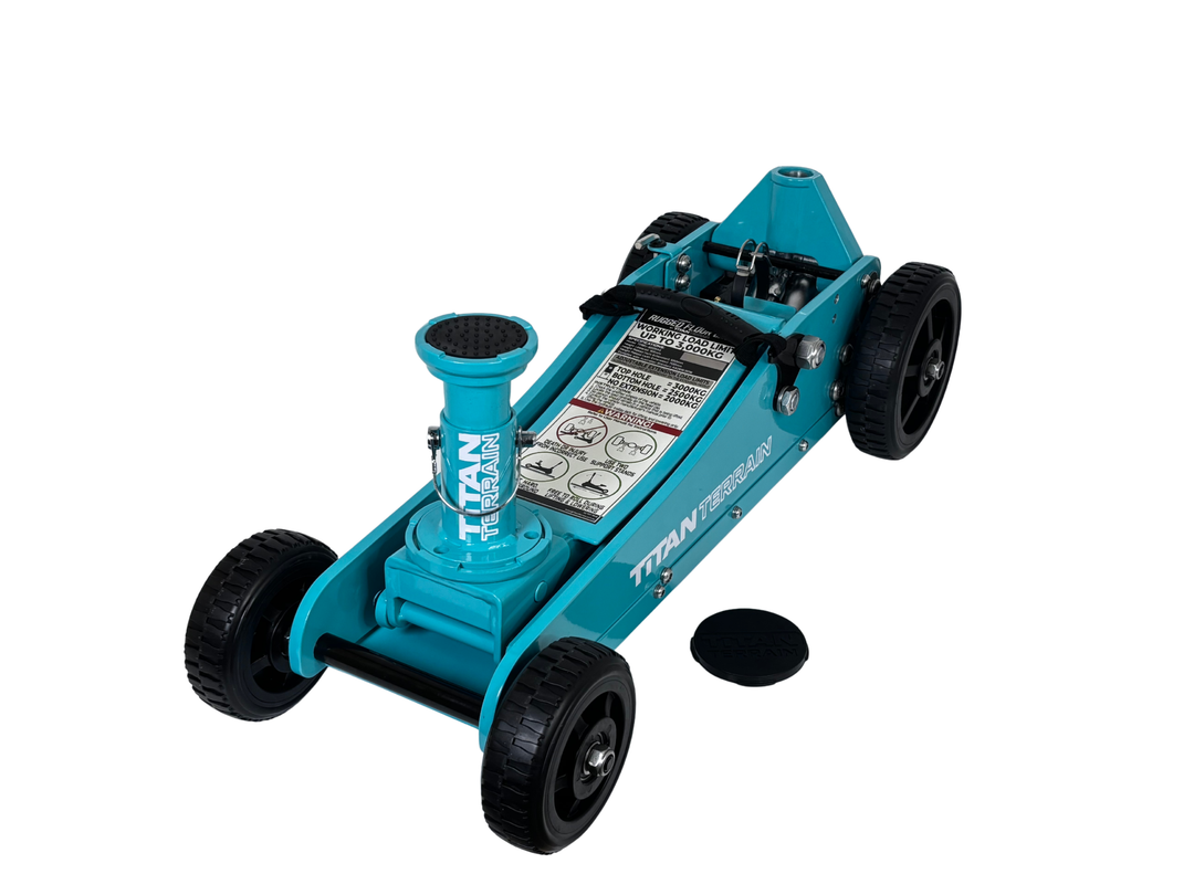 Titan Terrain 3 tonne rugged floor jack in turquoise